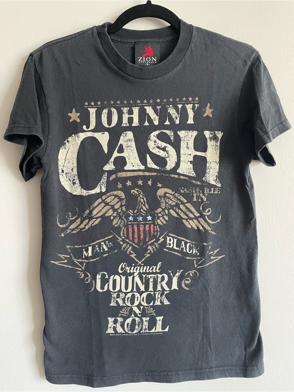 Johnny Cash vintage style t-shirt man in black country rock n roll graphic tee S